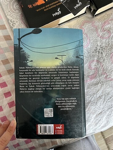 Beden Renk Sokak Nöbetçileri İmzalı Kitap