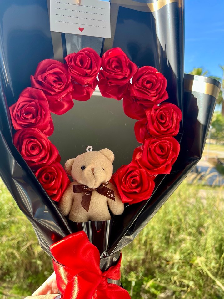 Sevgililer günü aynalı çiçek buketi (yazılı) - Görsel 3