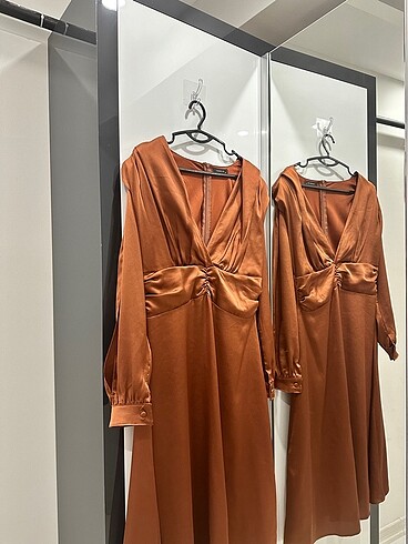 40 Beden kahverengi Renk Kiremit kolları açık uzun elbise