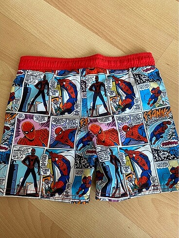 H&M 4-6 YAŞ MARVEL DENİZ ŞORTU - Görsel 4