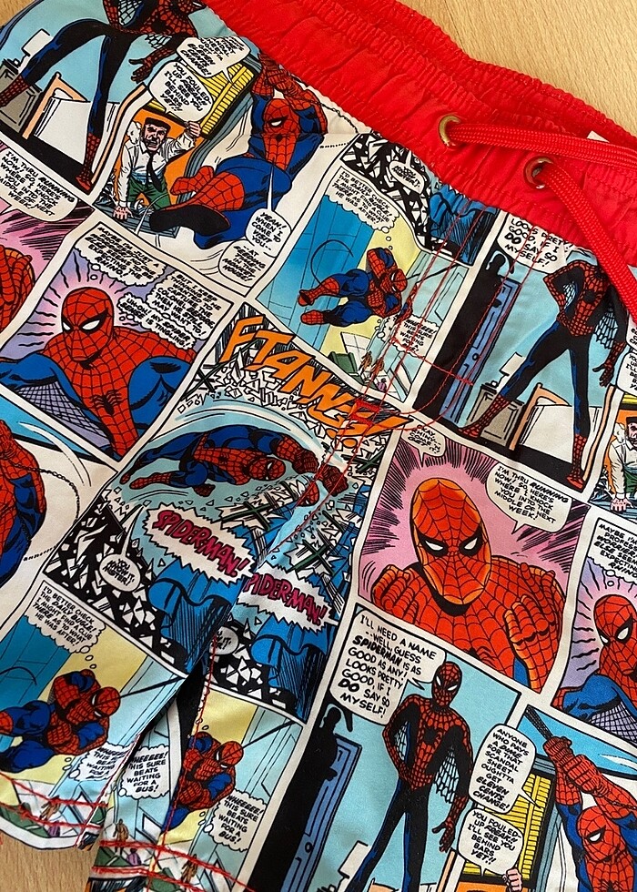 H&M 4-6 YAŞ MARVEL DENİZ ŞORTU - Görsel 2