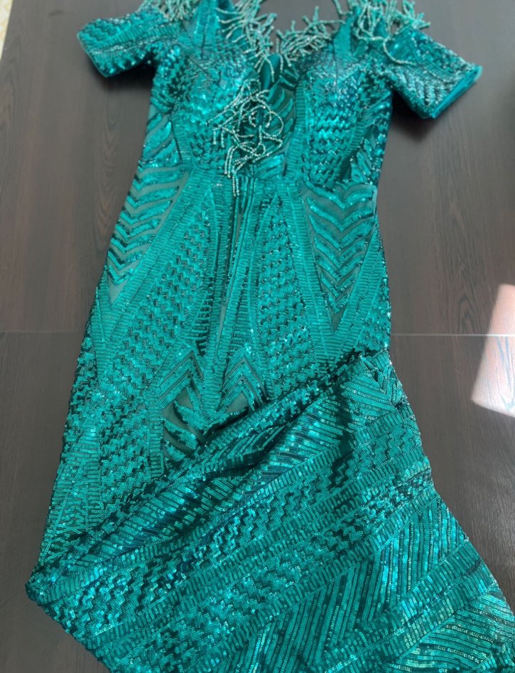 Parlak Yeşil V Yaka Payetli Uzun Elbise - Görsel 3