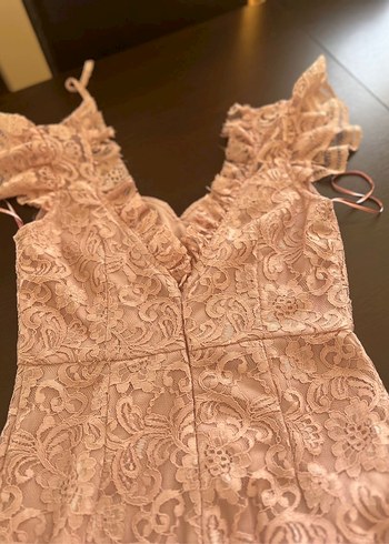 Trendyol pembe sırt detaylı elbise - Görsel 4