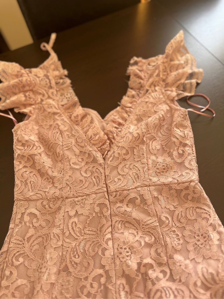 Trendyol pembe sırt detaylı elbise - Görsel 4