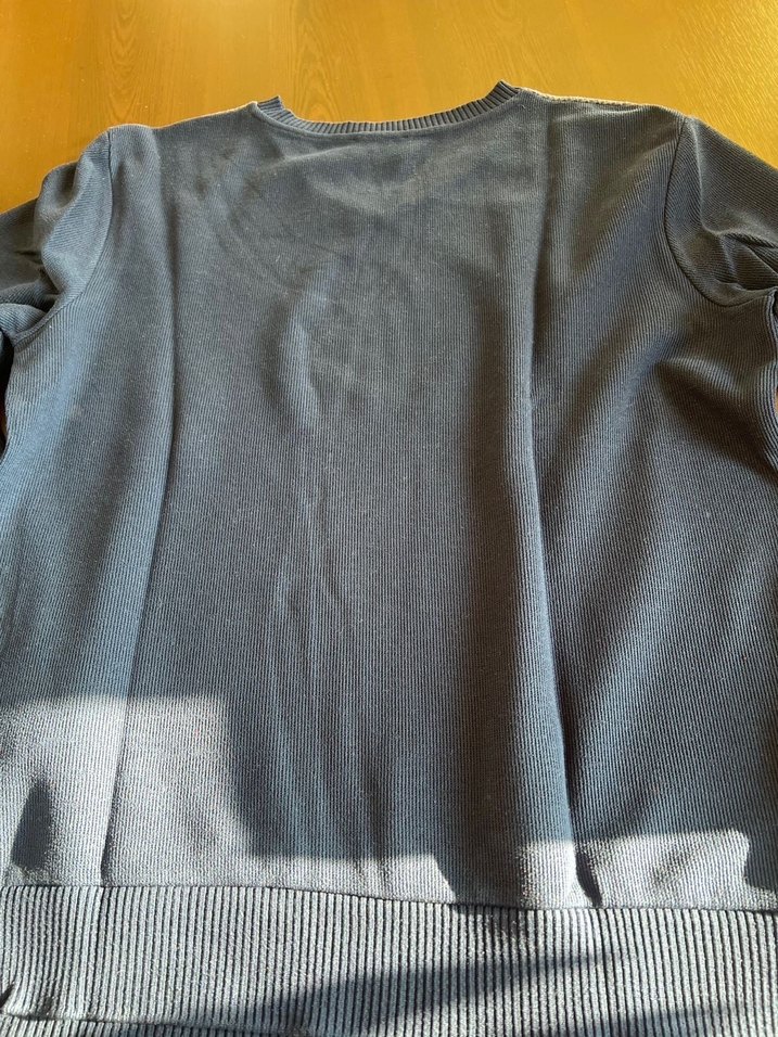 Gri V Yaka Pamuklu Fabrika Kazak - Görsel 5