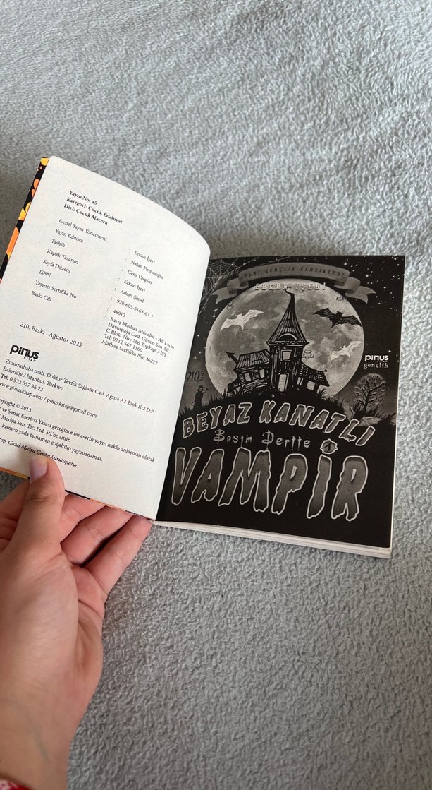 Beyaz Kanatlı Vampir Romanı-Başım Dertte 1 - Görsel 3