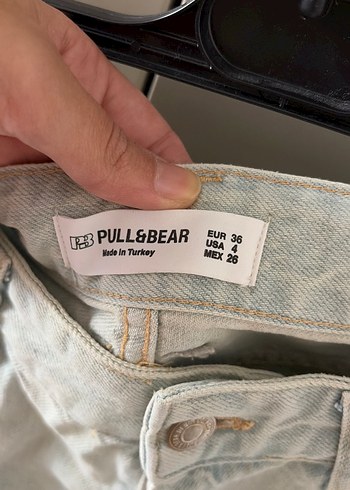 Geniş Kesim Denim Mini Şort - Görsel 2