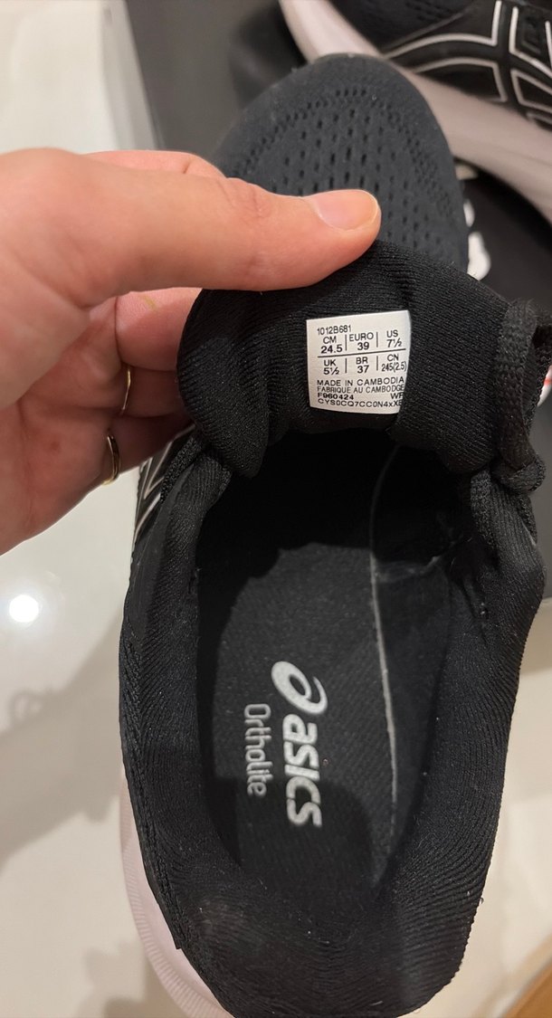 Siyah Asics kadın Koşu ve Antrenman Ayakkabısı - Görsel 2