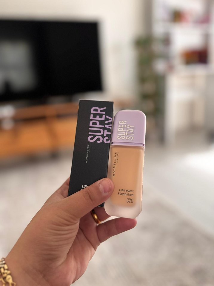 Maybelline Super Stay Lumi-Matte Fondöten Bej - Görsel 2