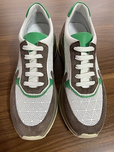 Spor Snakers