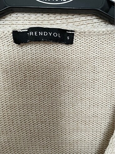 Trendyol & Milla Crop Hırka