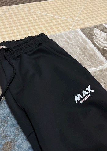 Max Baskılı Siyah Erkek Outdoor Eşofman - Görsel 2