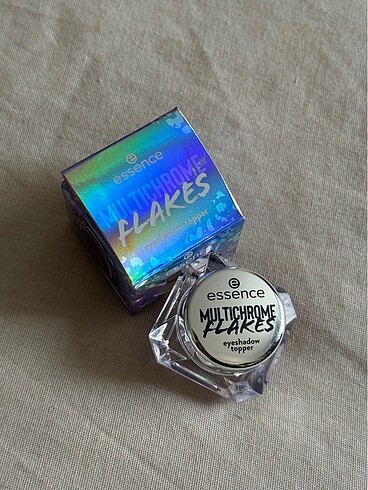 Essence Essence Multichrome Flakes Göz Farı