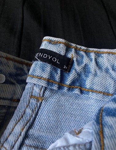 Trendyol & Milla buz mavisi jean