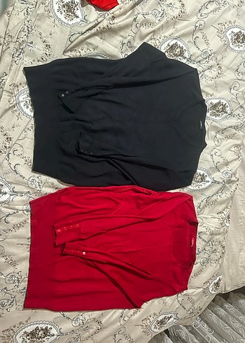 Düğmeli kazak