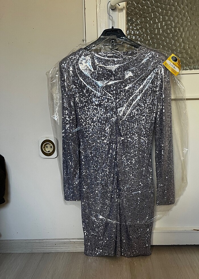 Payetli Elbise Çok iyi durumda S Mango orjinal - Görsel 4