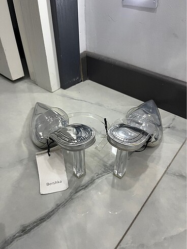 39 Beden Bershka