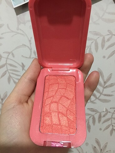 Beden Renk ORİJİNAL NYX BUTTERMELT BLUSH(TÜKENDİ)