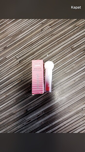 Benefit Cosmetics ORİJİNAL BENEFİT KIRMIZI TİNT