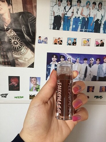 Huda Beauty ORİJİNAL HUDA BEAUTY FAUXFILLER COCO GLOSS