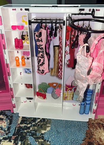 Barbie dolabı - Görsel 2