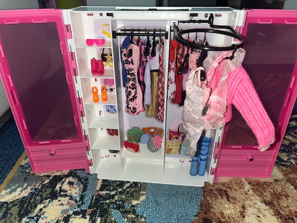 Barbie dolabı - Görsel 2