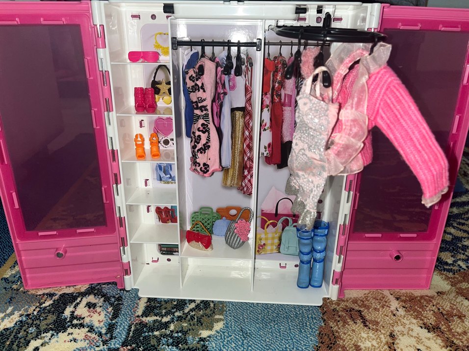 Barbie dolabı - Görsel 3