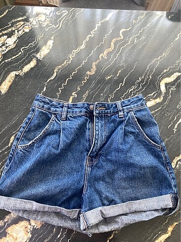 Bershka mom şort orijinal