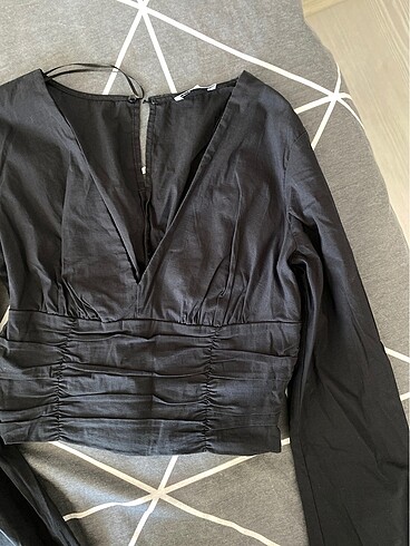 Bershka Bluzz