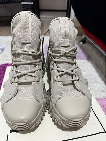 CONVERSE RUN STAR MOTION