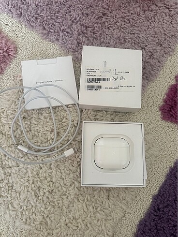 APPLE 3. NESİL AIRPODS