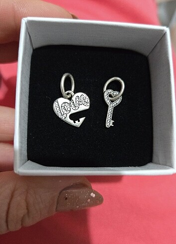 Beden PANDORA KALP VE ANAHTAR CHARM