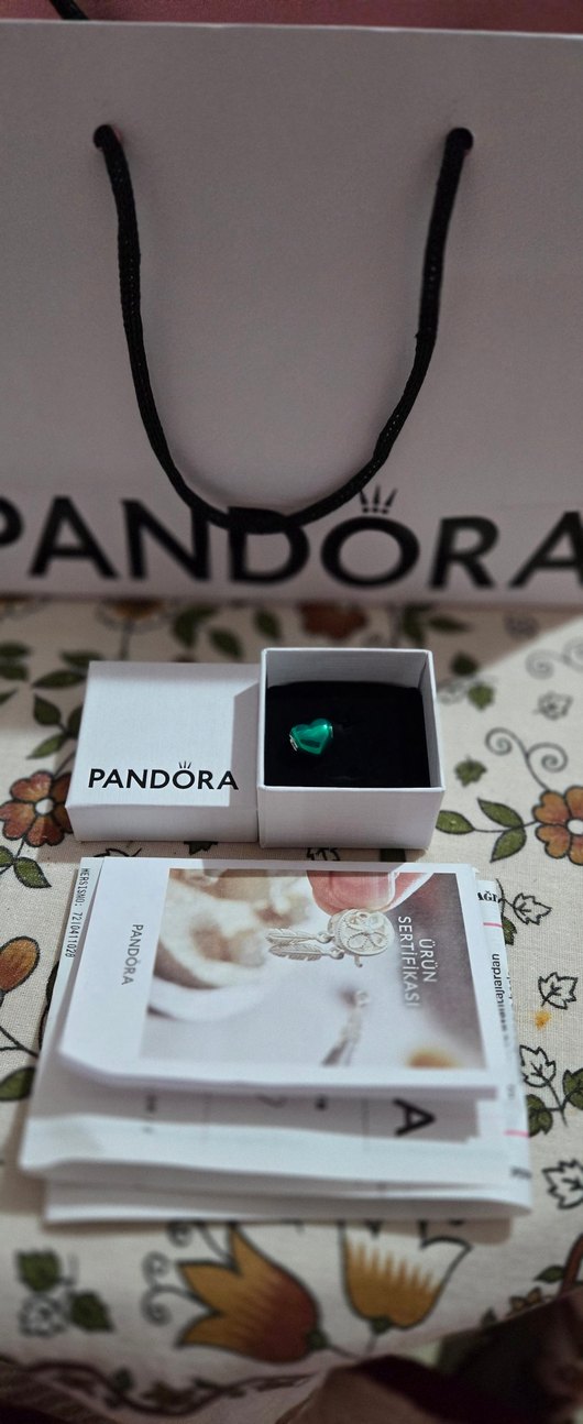 PANDORA YEŞİL KALP CHARM - Görsel 2