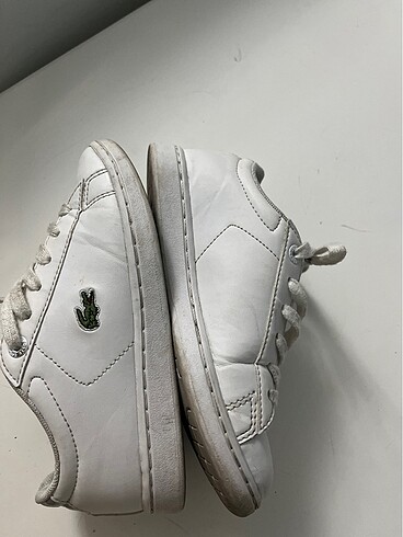 30 Beden beyaz Renk Orijinal lacoste