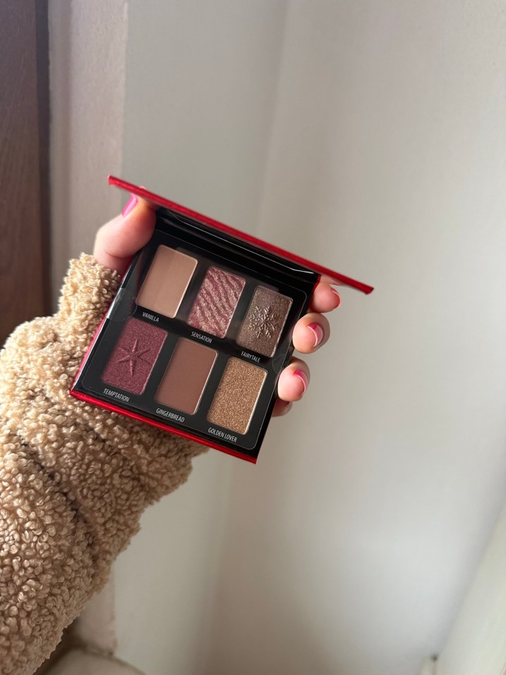 DOUGLAS GLAM FANTASY FAR PALETİ - Görsel 4