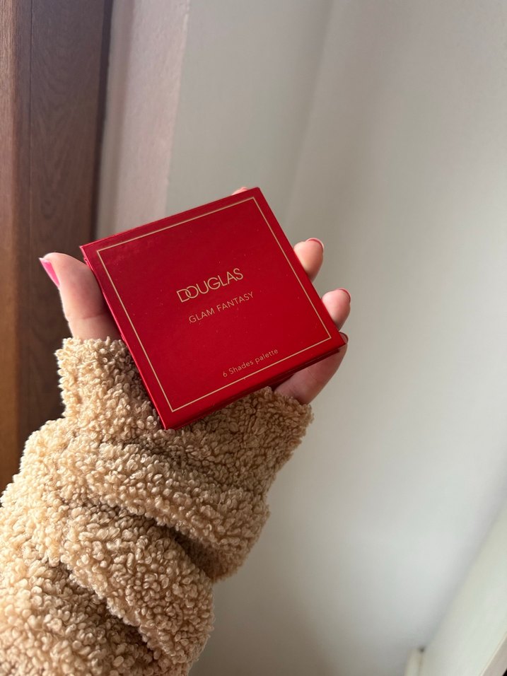 DOUGLAS GLAM FANTASY FAR PALETİ - Görsel 5