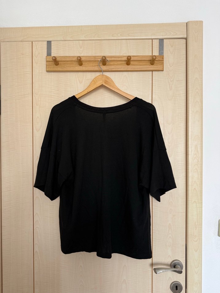 Siyah Kısa Kollu Hırka - Görsel 4