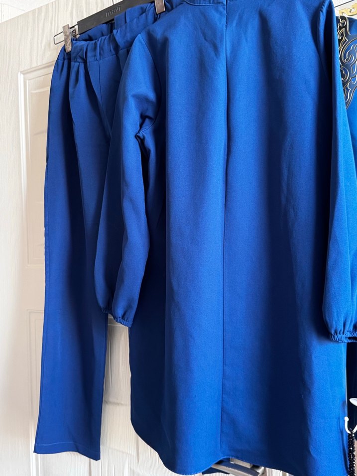 Uzun Kollu Mavi Kadın Tunik - Görsel 4