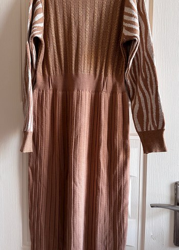 Kahverengi Uzun Triko Elbise Zebra Desenli - Görsel 4