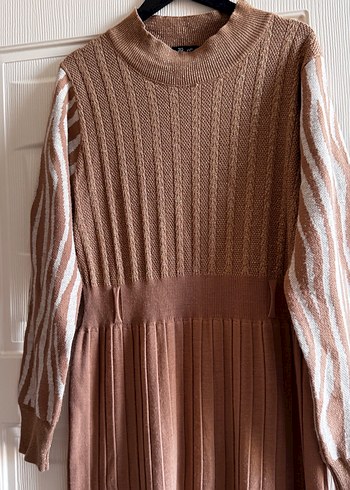 Kahverengi Uzun Triko Elbise Zebra Desenli - Görsel 3