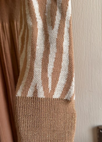 Kahverengi Uzun Triko Elbise Zebra Desenli - Görsel 2