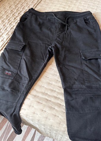 Siyah Kemerli Rahat Kesim Erkek Kot Pantolon - Görsel 2