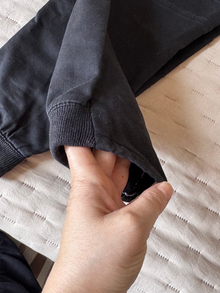 Siyah Kemerli Rahat Kesim Erkek Kot Pantolon - Görsel 4