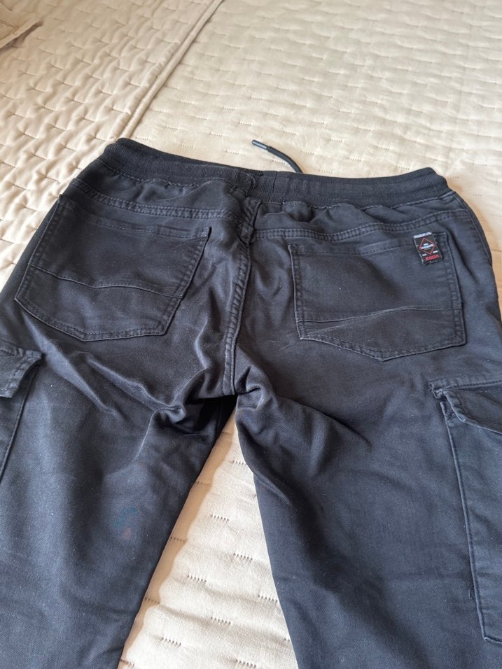 Siyah Kemerli Rahat Kesim Erkek Kot Pantolon - Görsel 3