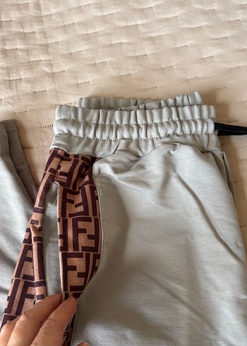 Nakışlı Fermuarlı Gri Kadın Eşofman Altı - Görsel 3