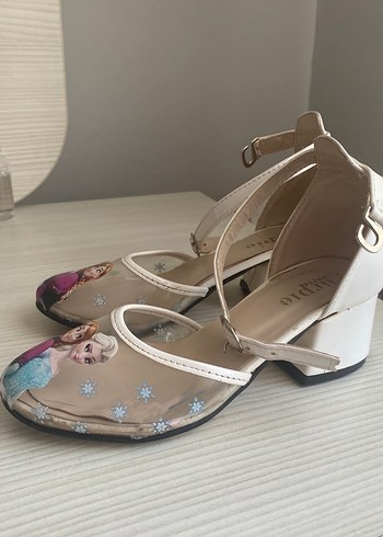 Kız Çocuk Beyaz Baskılı Tokalı topuklu ayakkabı - Görsel 3