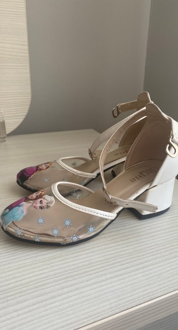 Kız Çocuk Beyaz Baskılı Tokalı topuklu ayakkabı - Görsel 3