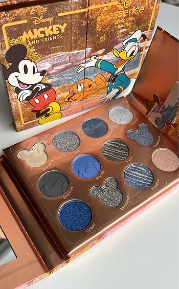 Essence Essence Mickey far paleti