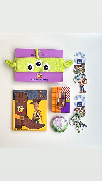 Revolution toy story ürünleri