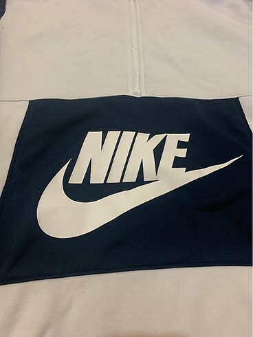 Nike Nike üst
